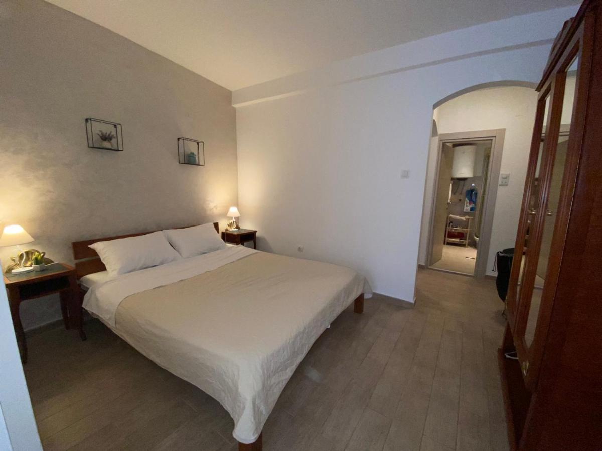 Apartment Ozana Котор Екстериор снимка