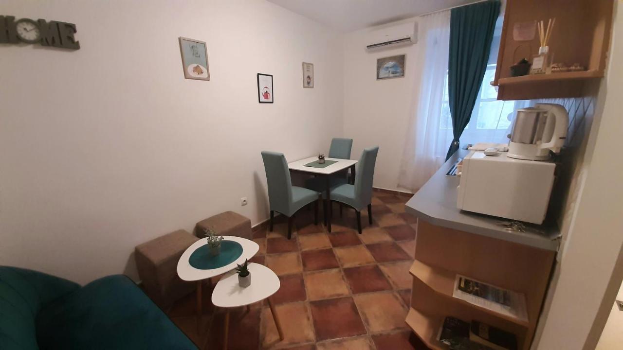 Apartment Ozana Котор Екстериор снимка