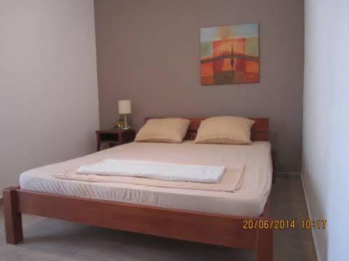 Apartment Ozana Котор Екстериор снимка