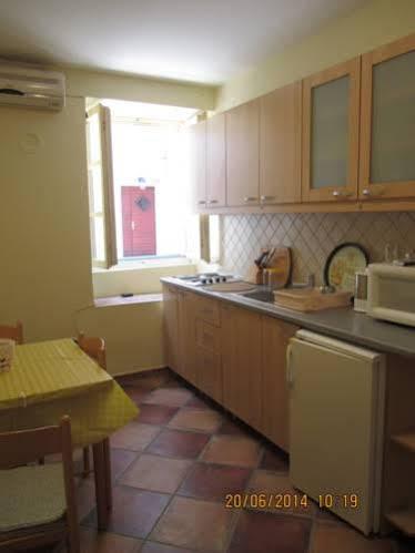 Apartment Ozana Котор Екстериор снимка
